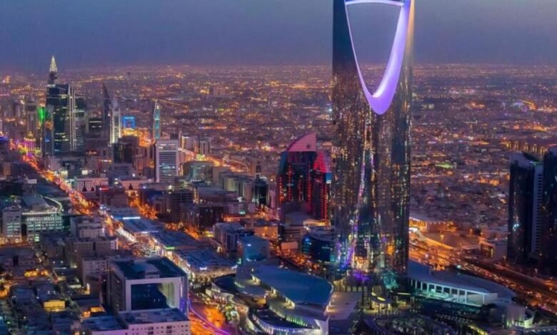 السعودية والإمارات وقطر بقائمة أقوى دول العالم 2021