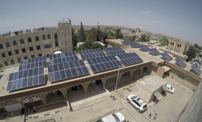 اتفاقية يمنية إماراتية لإنشاء محطة طاقة شمسية في عدن