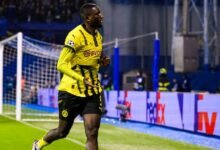 غيراسي وكونستانتيلياس يقودان دورتموند لفوز 2-0 على هامبورغ