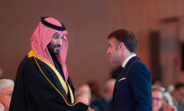 محمد بن سلمان إلى باريس.. مضيق هرمز والطرق البديلة على طاولة المباحثات مع ماكرون
