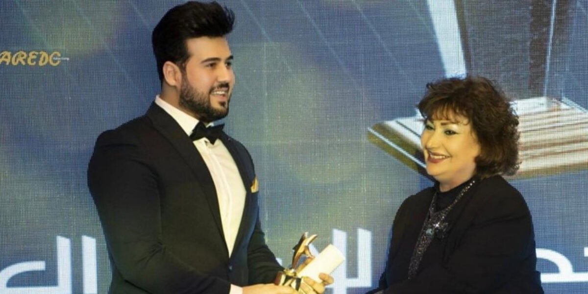 خبير التجميل الدولي “Mhamad AlAmer” مكرماً في مهرجان التميز و الإبداع
