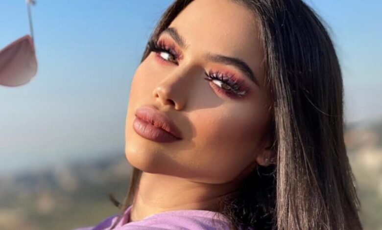 “Maya Kawas” تدعو المغتربين لممارسة حقهم في الإنتخاب
