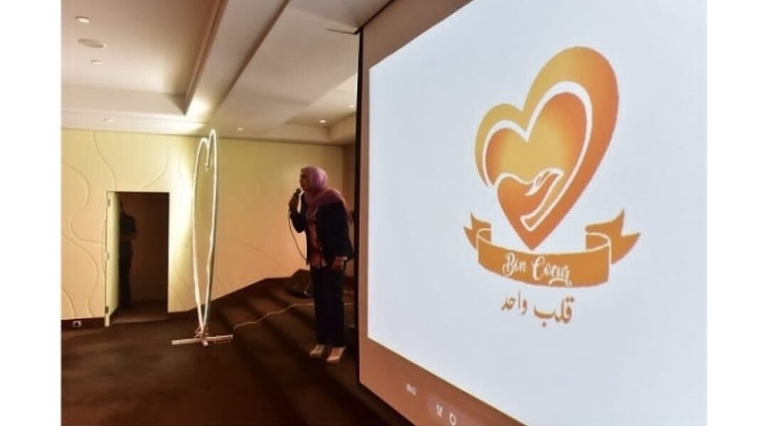 صورة مميزة: “مجموعة قلب واحد” حاضرة في الظروف الصعبة الى جانب الموجوعين