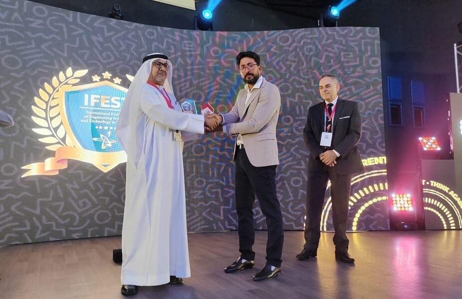 ” الفجيرة العلمي” يحصد درع الابداع العلمي و ميداليتين برونزية ووسامين في المهرجان الدولي للعلوم والتكنولوجيا بتونس