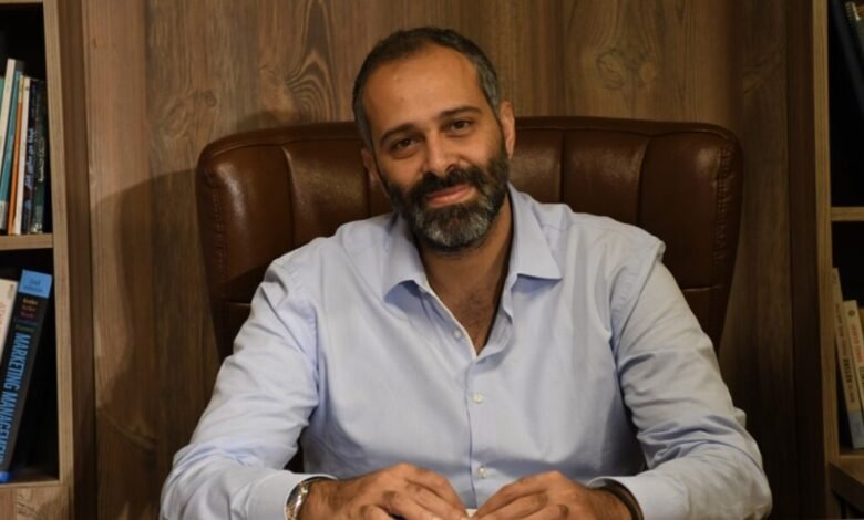 ” الدكتور خالد غطاس بين الغربة و الوطن”