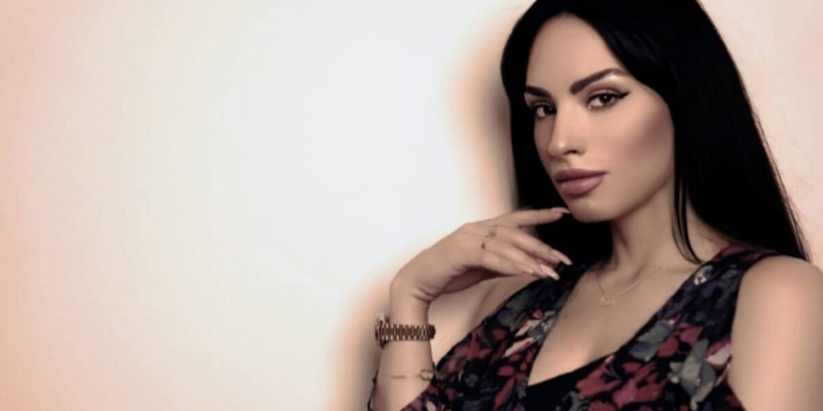 أريج تناري تتجاوز عتبة النصف مليون مشاهدة بأغنيتها الجديدة - صورة مميزة صورة مميزة: أريج تناري تتجاوز عتبة النصف مليون مشاهدة بأغنيتها الجديدة