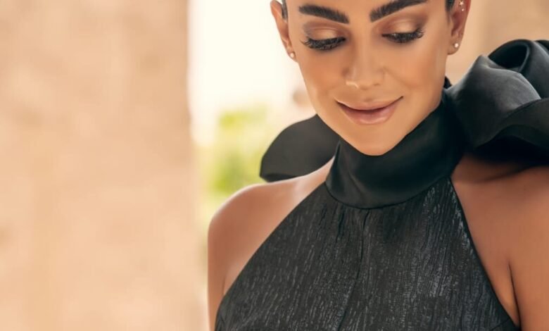 أيقونة الجمال والموضة زينة لؤي تتصدر غلاف مجلة بغداد ستايل