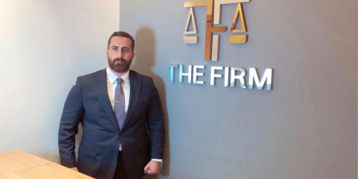 صورة مميزة: إنجاز الأوّل من نوعه لبنانيًا وبطله المحامي نور عواضة!