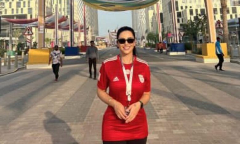 اختيار ستاريه رئيسي كقائدة مشجعي المنتخب الايراني في كأس عالم قطر ٢٠٢٢