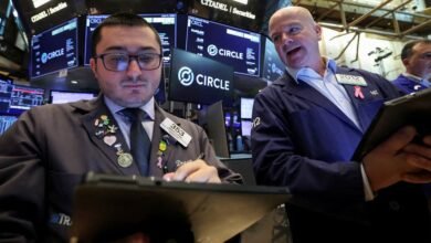 ارتفاع “وول ستريت” مع تجدد التوقعات بخفض أسعار الفائدة