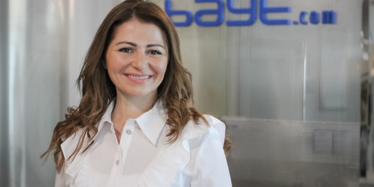صورة مميزة: استبيان بيت.كوم: 8 من 10 مهنيين يخططون للبحث عن عمل خلال شهر رمضان المبارك