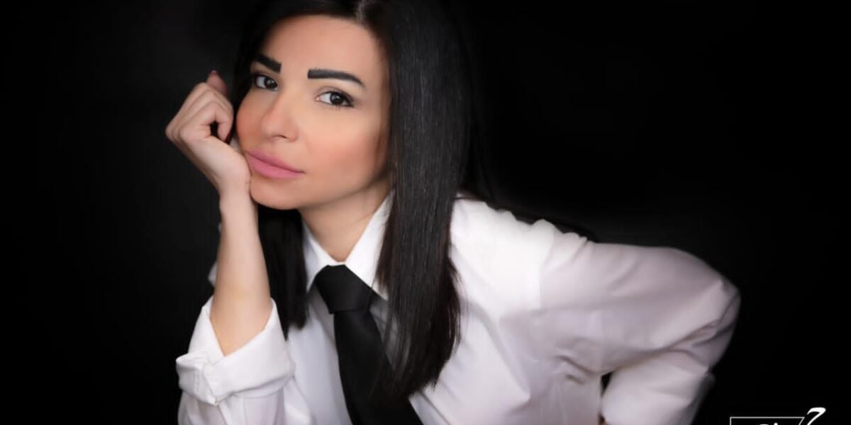 صورة مميزة: الإعلامية سابين نعمة تطلق برنامج “اسمعيني_لإلّك”