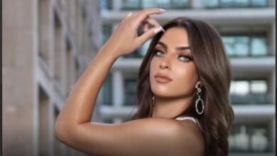 الصدفة تجمع سفيرة السلام في الشرق الأوسط الأردنية ملاك عبيدات بالسيدة رغد صدام حسين.