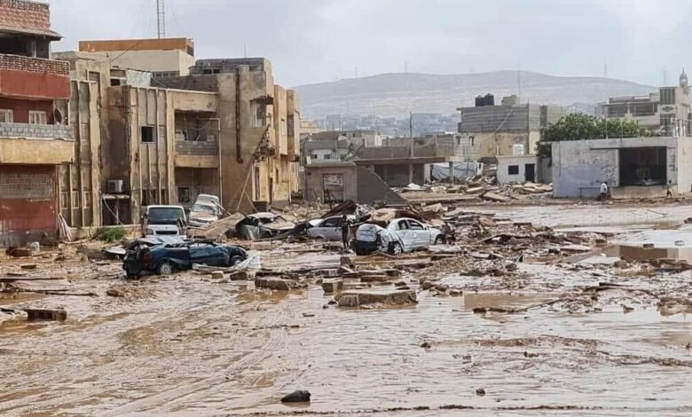 العاصفة دانيال تنشر الدمار في شرقي ليبيا