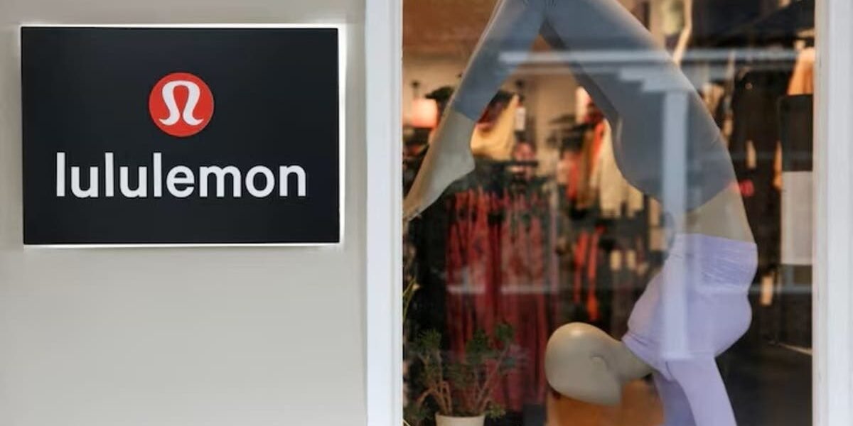 تراجع حاد لسهم “Lululemon” بعد ثالث إلغاء لمنتجات لا تلبي معايير الأداء