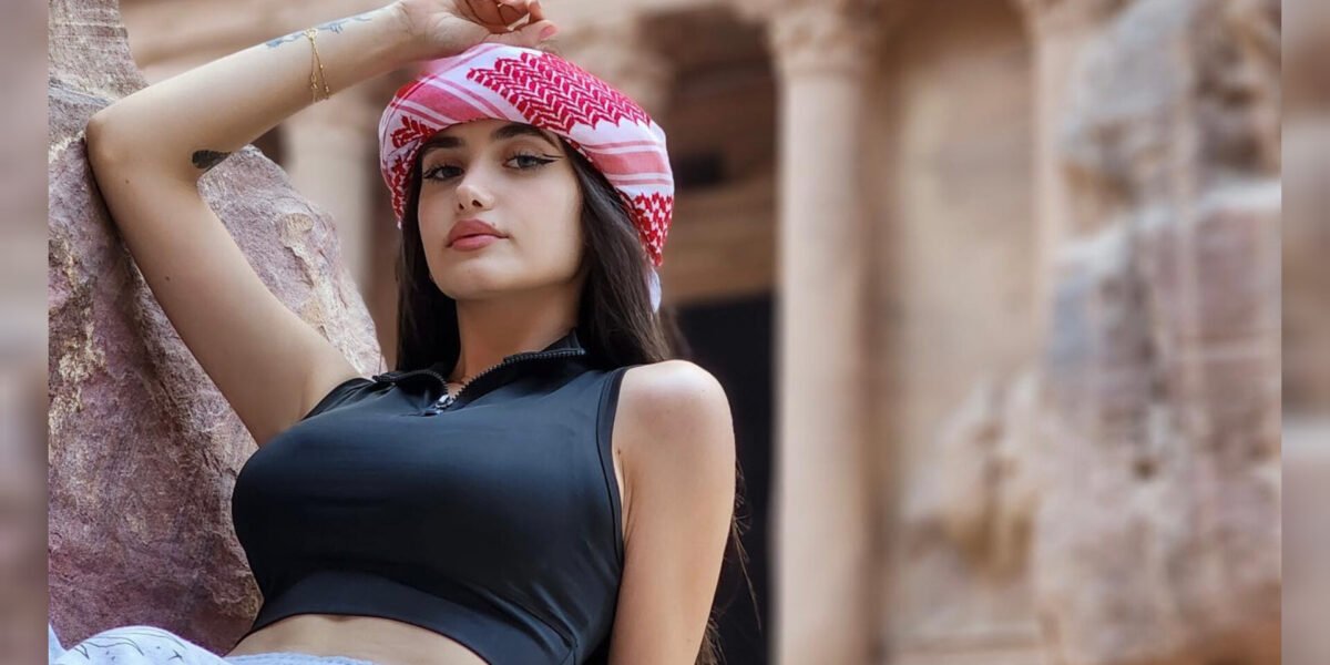 صورة مميزة: حنين دويك… مسيرة واعدة في عالم الأزياء و الموضة