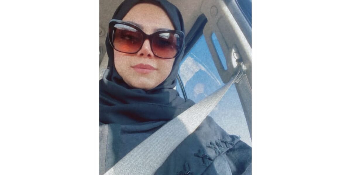 خطوات لتأسيس اتيليه “اونلاين”.. حديث مع زهرة الخليفة - صورة مميزة صورة مميزة: خطوات لتأسيس اتيليه “اونلاين”.. حديث مع زهرة الخليفة