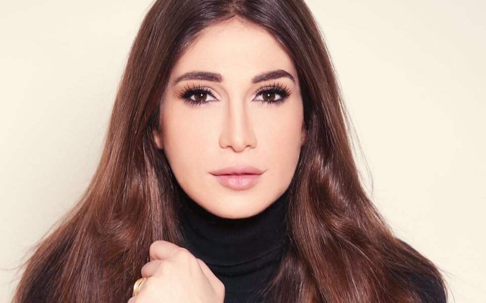 صورة مميزة: ديما صادق لرالف معتوق: – بال otv تطورت أما بال lbci فلا تطور مهني ، وكشفت عن أنّ علاقتها مقطوعة بالنائبة بولا يعقوبيان