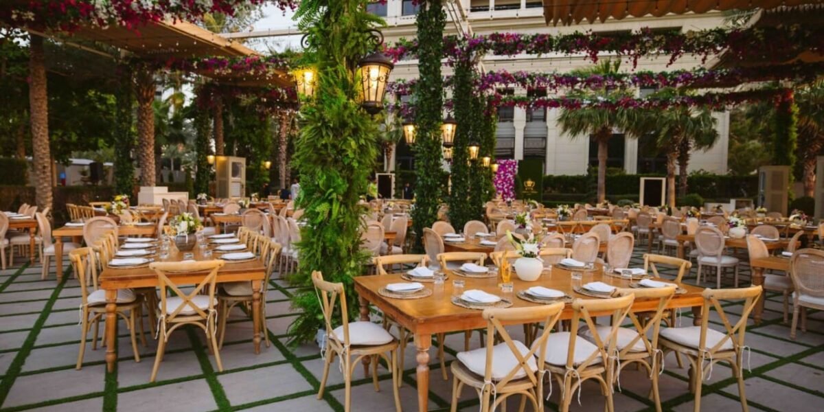 صورة مميزة: رمضان في دبي: افتتاح خيمة حكايات في فندق بلازو فيرساتشي يجمع نجوم الفن والثقافة