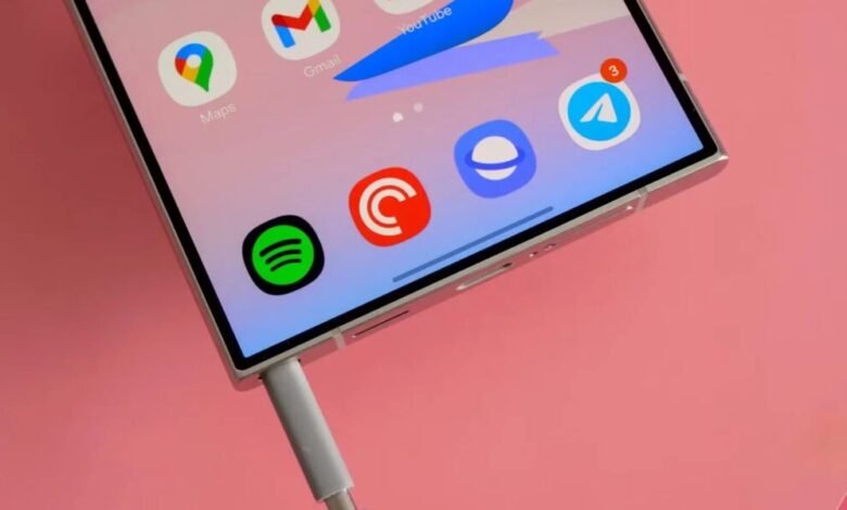 ستوفر واجهة One UI 8.5 إمكانية تخصيص الرسوم المتحركة لشاشة القفل لهواتف Galaxy