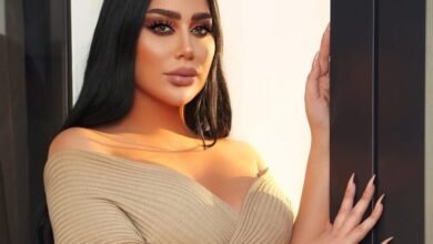 عارضة الأزياء ميرنا أوزعر تشارك متابعيها أحدث إطلالة لها