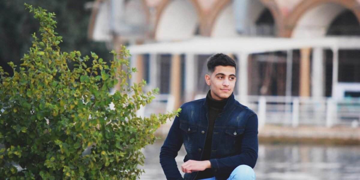 صورة مميزة: عيسى علي عايد يساهم في تطوير الاعلام مع الحكومات !