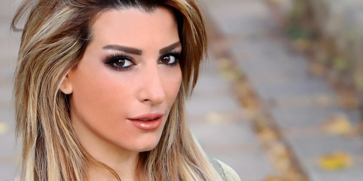صورة مميزة: قريبا جديد النجمه علا ابو حمزه