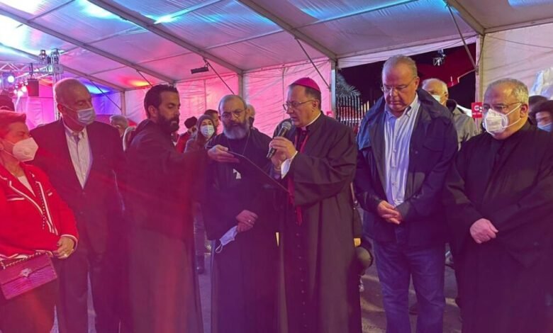 قرية “Solidarity” الميلادية تفتح أبوابها لنشر روح “الميلاد” رغم كل الظروف