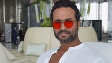 كريم فهمي ينتقد “مهرجان الدراما” بسبب ريهام عبد الغفور
