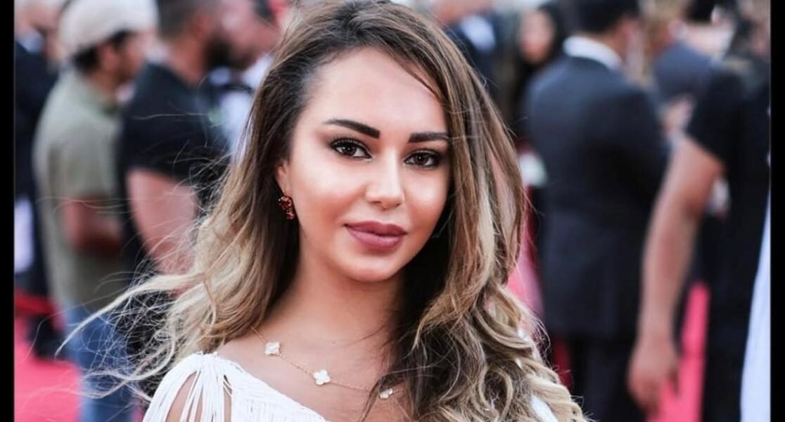 صورة مميزة: لقطات من اخر جلسة تصوير لسيدة الأعمال أية حداد