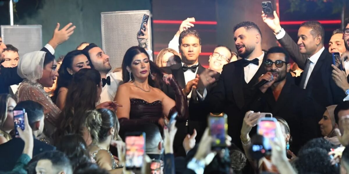 صورة مميزة: ليلة من الفخامة والنجومية بتنظيم الدكتور أحمد أيوب الزفاف ابن داليا مطر