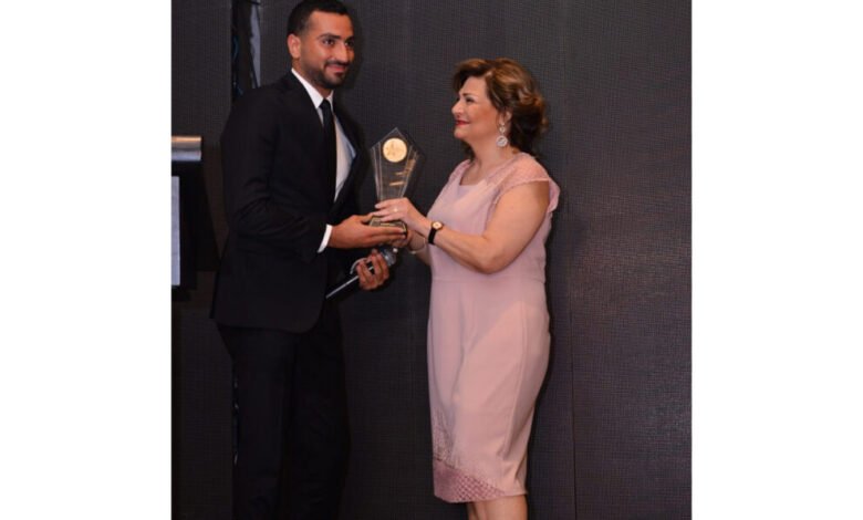 مهرجان AFDAL الدولي يقدم جائزة أفضل ممثل و مطرب مصري شاب للفنان محمد الشرنوبي