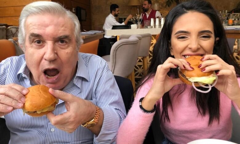 ناديا منيمنه تشتهر بفيديوهاتها مع جدها على “تيك توك”