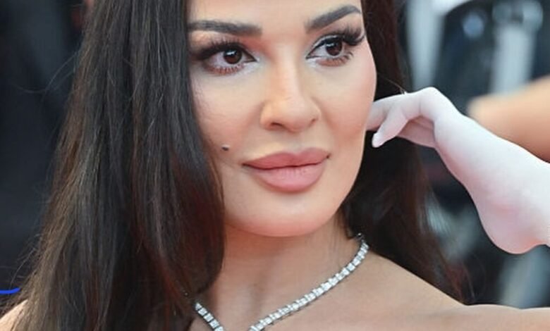 نادين نسيب نجيم تخطف الأنظار بإطلالة ملكية في مهرجان كان