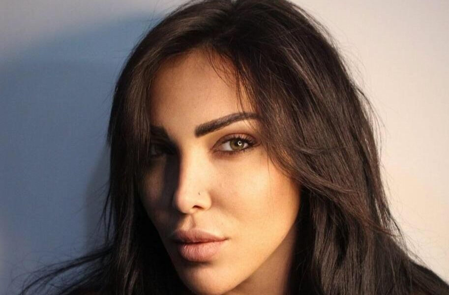 صورة مميزة: نتالي حجيج الشهيرة بـ “جعدانيستا” جميلة قلباً وقالباً