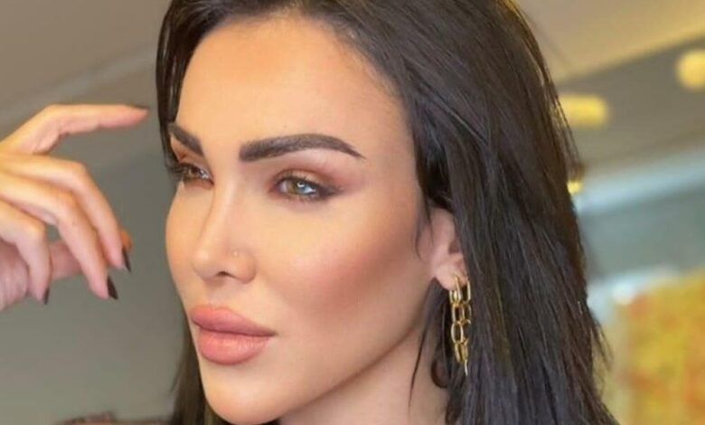نتالي حجيج الشهيرة بـ “جعدانيستا” معشوقة الملايين بحسها الفكاهي