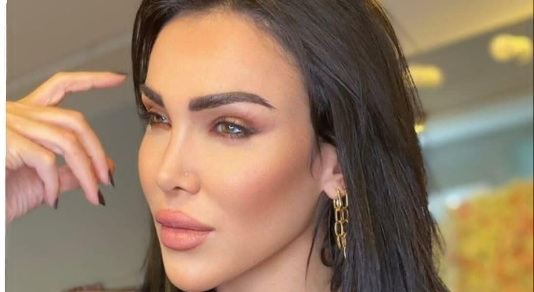 صورة مميزة: نتالي حجيج الشهيرة بـ “جعدانيستا” معشوقة الملايين بحسها الفكاهي