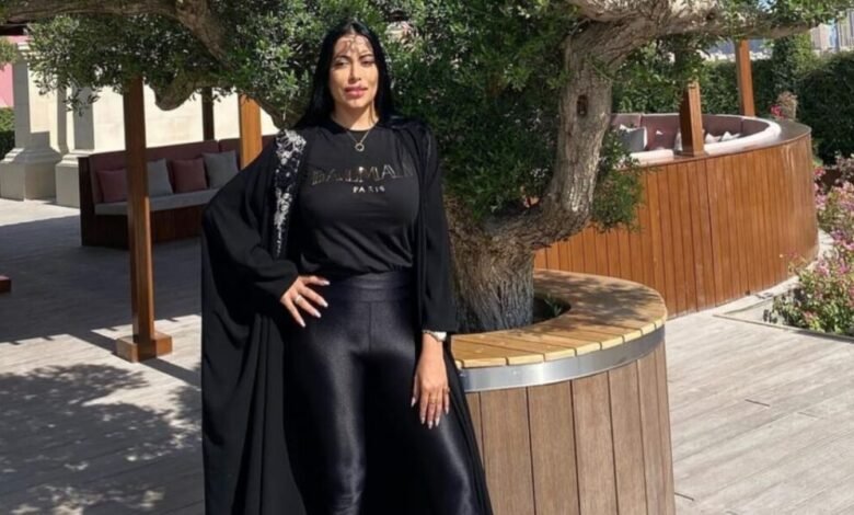 نورا الأكرمي تنتهي من تصوير فيلم “مربع برمودة”