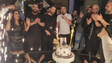 وائل ابو بكر يحتفل بعيد ميلاده وسط الأحبة ، مهند وسارة يشعلان السهرة